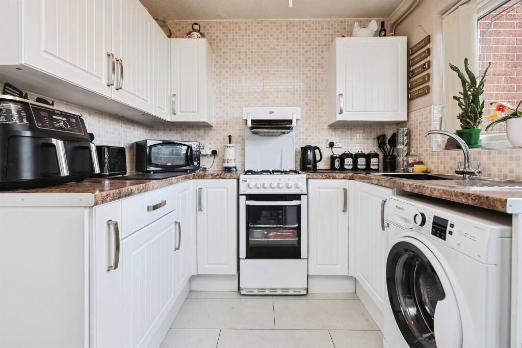 Additional image 13 of Hawes Lane, Rowley Regis