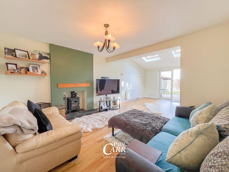Additional image 10 of Mayfair Drive, Fazeley, Tamworth, B78 3TG - Wonderfully Positioned Family Home