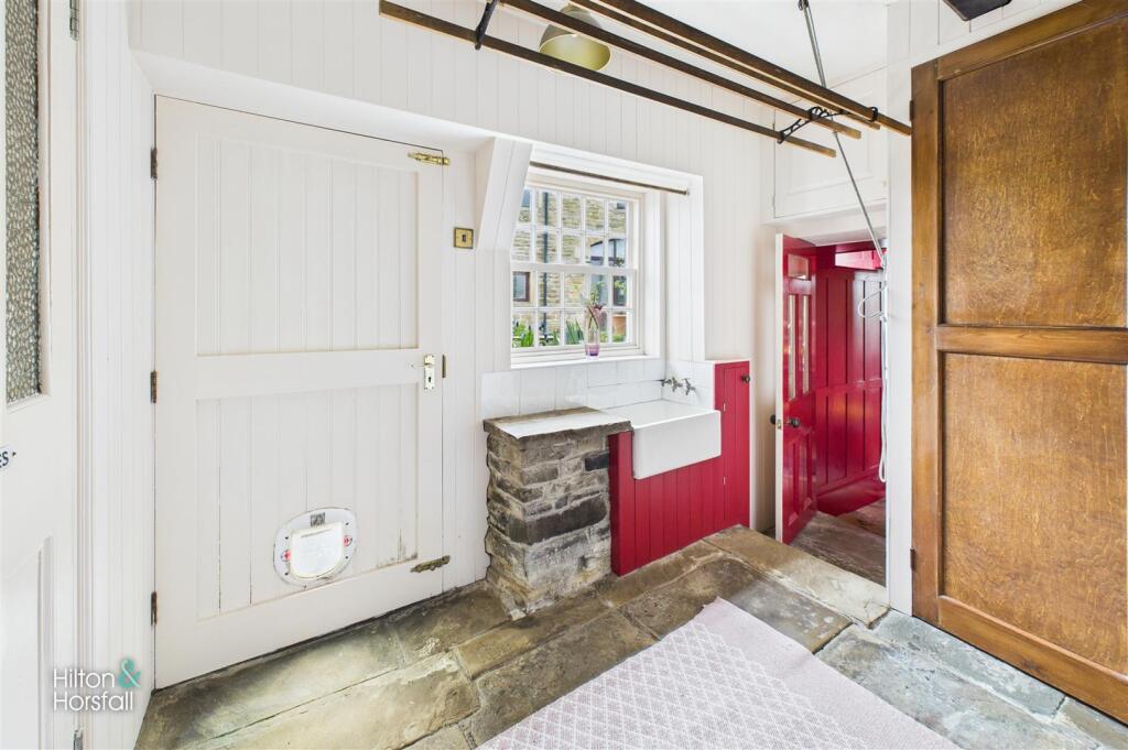 Additional image 7 of 2 Hill End House, Halifax Road, Briercliffe