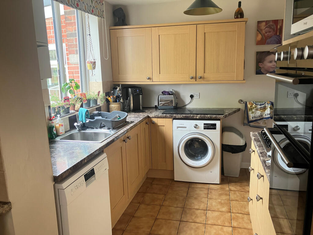 Additional image 5 of St. Michaels Avenue, Yeovil, Somerset