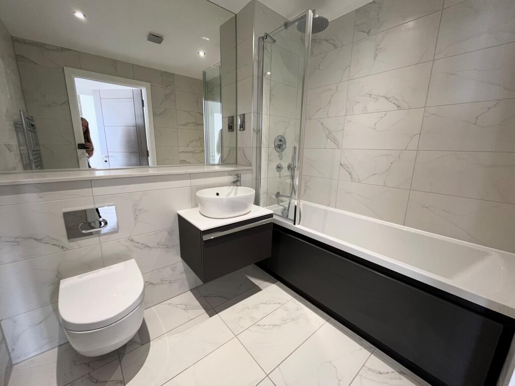 Additional image 11 of Broadoaks, Streetsbrook Road