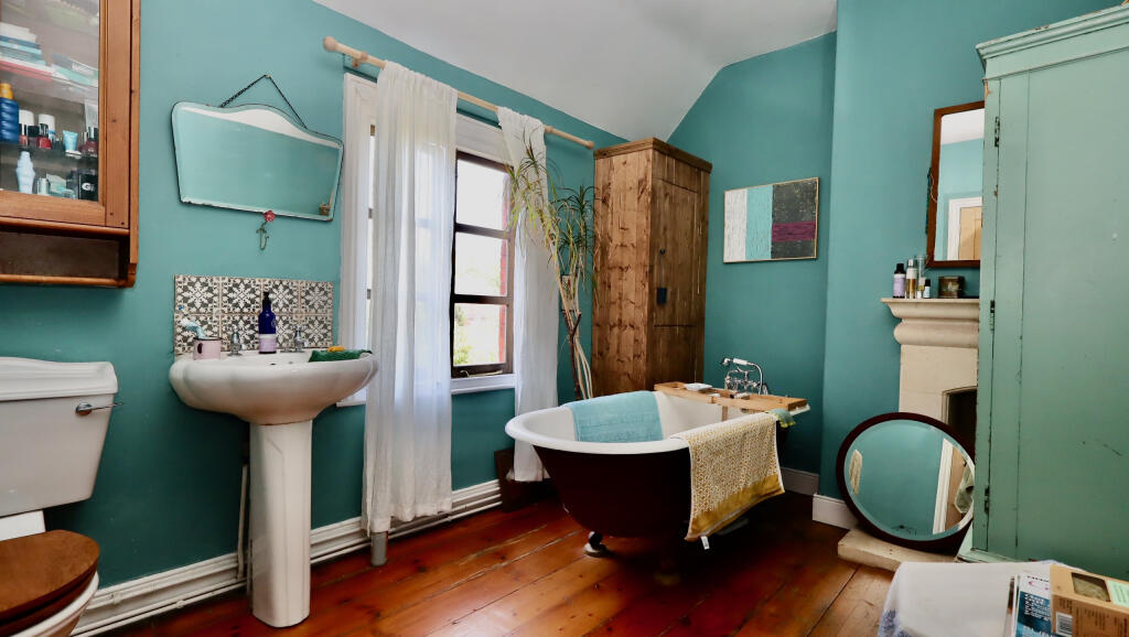 Additional image 8 of Benedict Street, Glastonbury