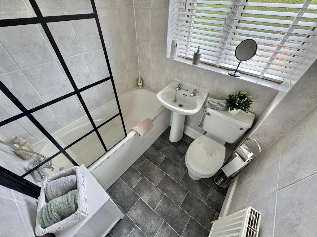 Additional image 13 of Burghley Drive, West Bromwich, West Midlands, B71 3LX