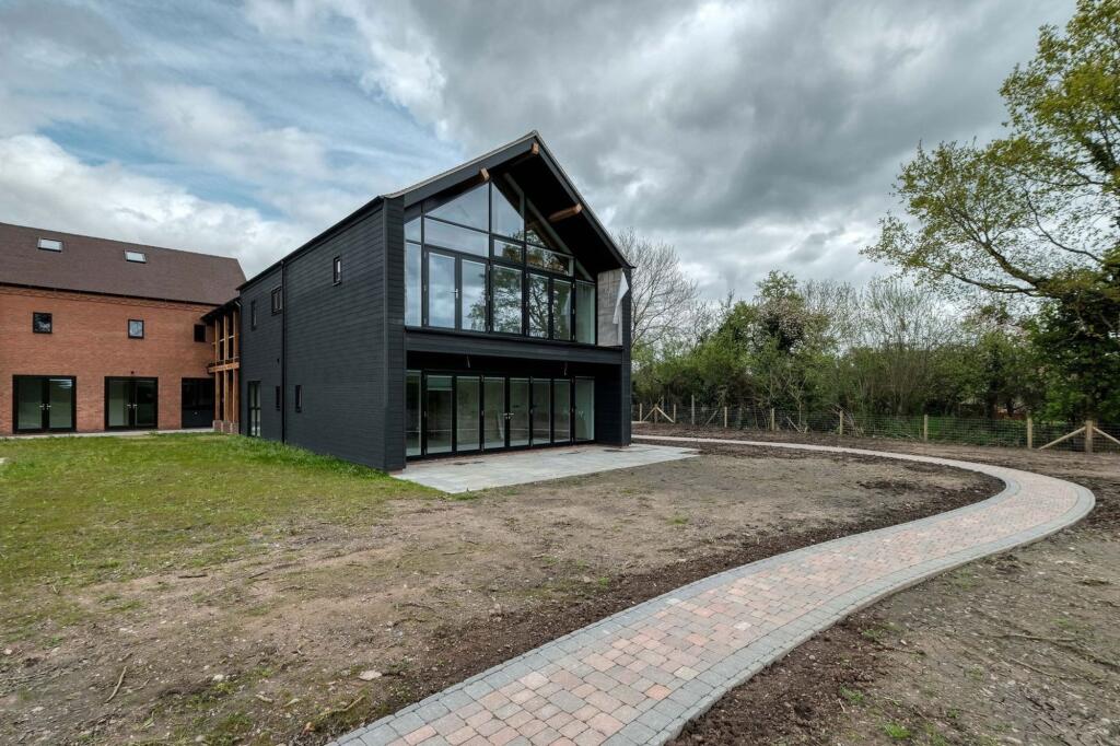 Additional image 19 of Droitwich Road, Bradley Green, B96