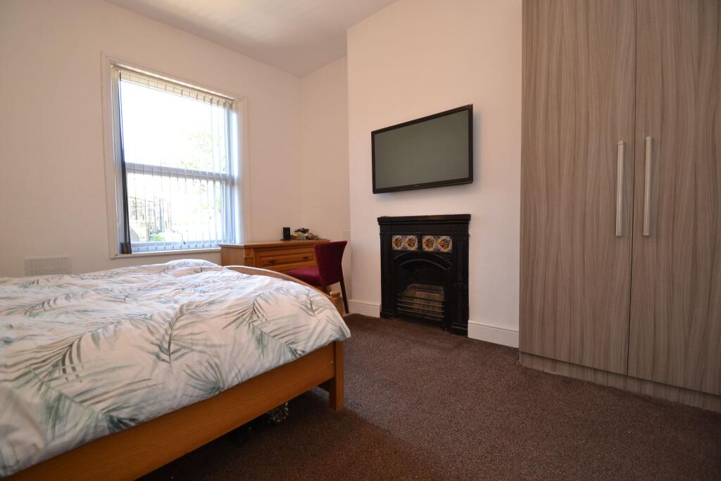 Additional image 28 of Leeds Road, Idle,