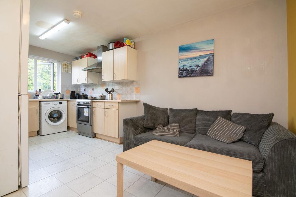 Additional image 2 of High Trees Close, Redditch, Worcestershire, B98