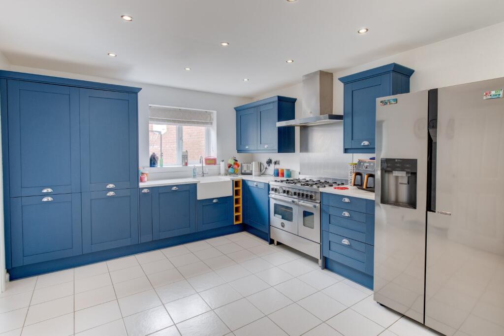 Additional image 8 of Cowslip Close, Catshill, Bromsgrove, Worcestershire, B61