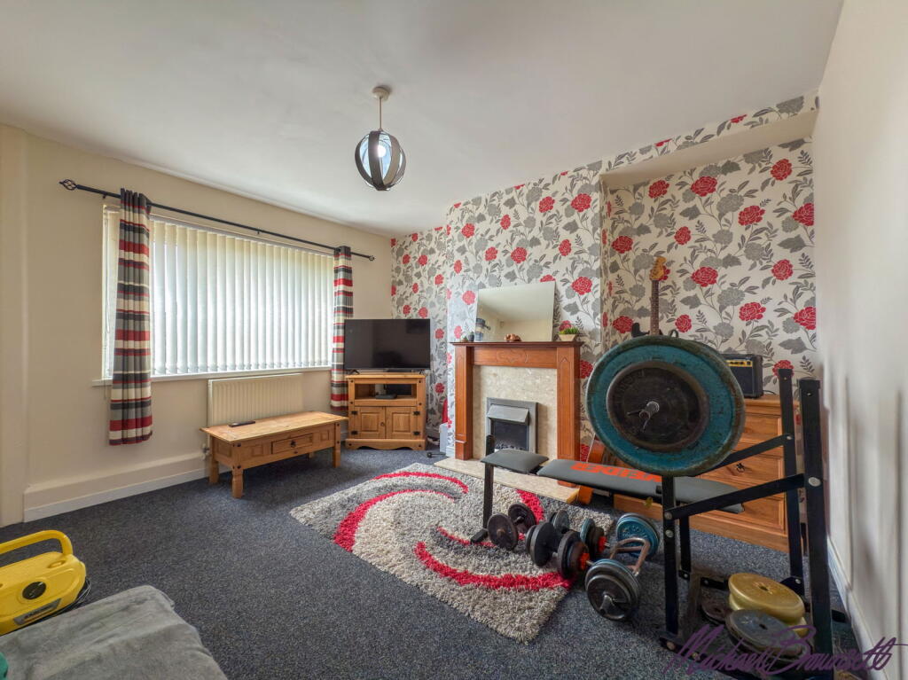 Additional image 2 of The Oval, Bingley, BD16 4RH