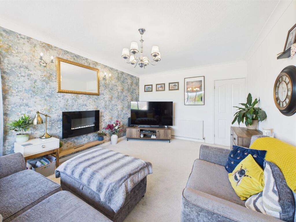 Additional image 7 of Grange Park Road, Bingley