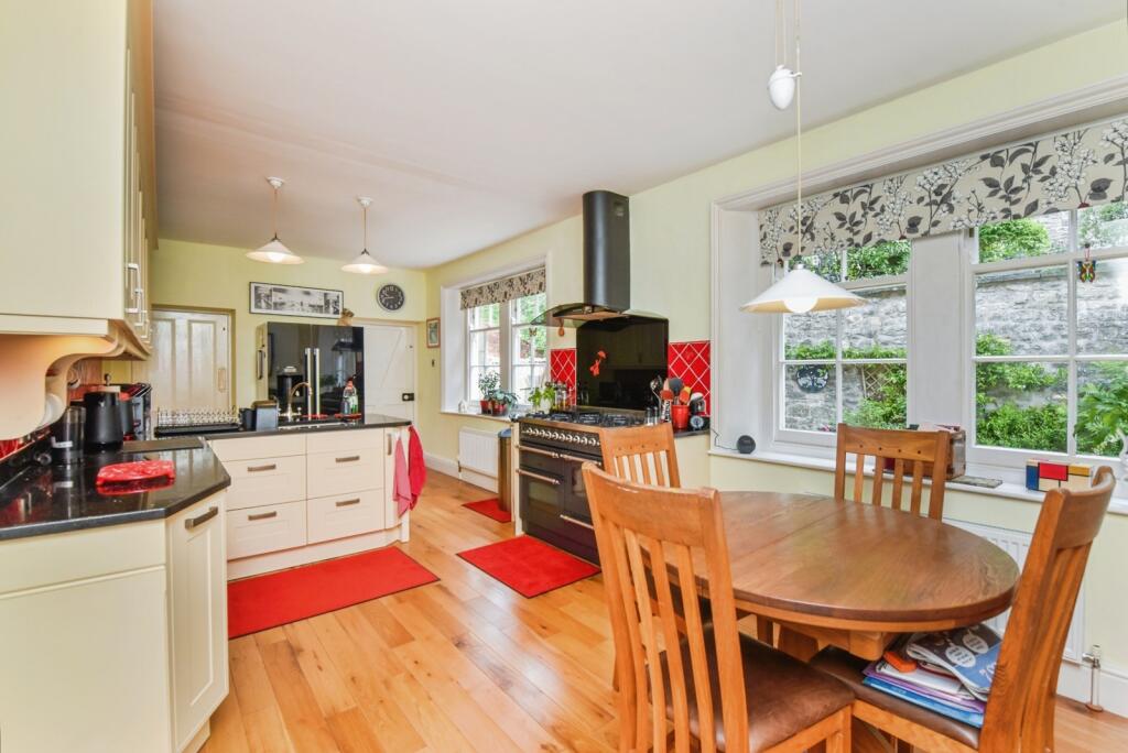 Additional image 6 of Leg Square, Shepton Mallet, Somerset, BA4