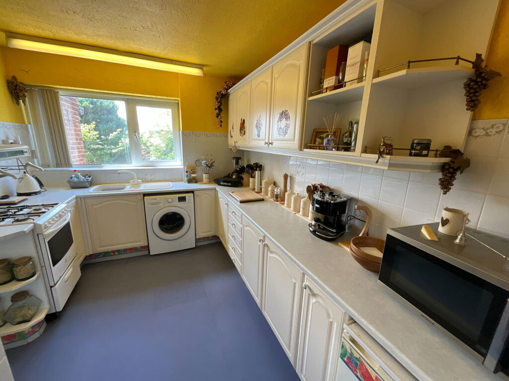 Additional image 5 of ROWLEY REGIS, Wendover Road