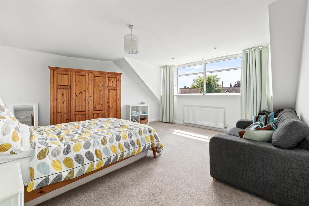 Additional image 26 of Stratford Road, Wootton Wawen