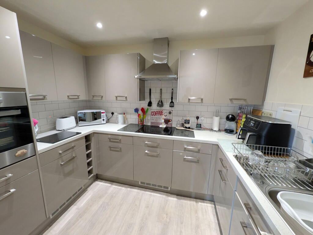 Additional image 18 of Woolmans Lodge, Solihull Road, Shirley