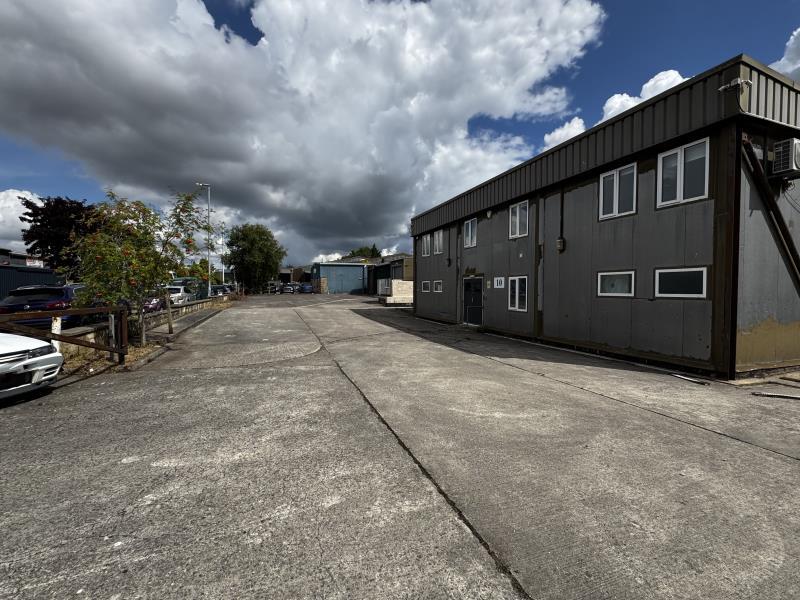Additional image 6 of INDUSTRIAL UNITS TO LET, 9a 9b & 10 Bennetts Field Trading Estate, Wincanton BA9 9DT