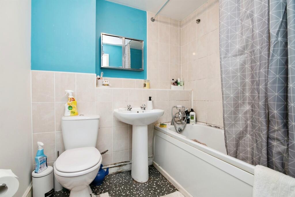 Additional image 7 of Wiltshire Way, West Bromwich