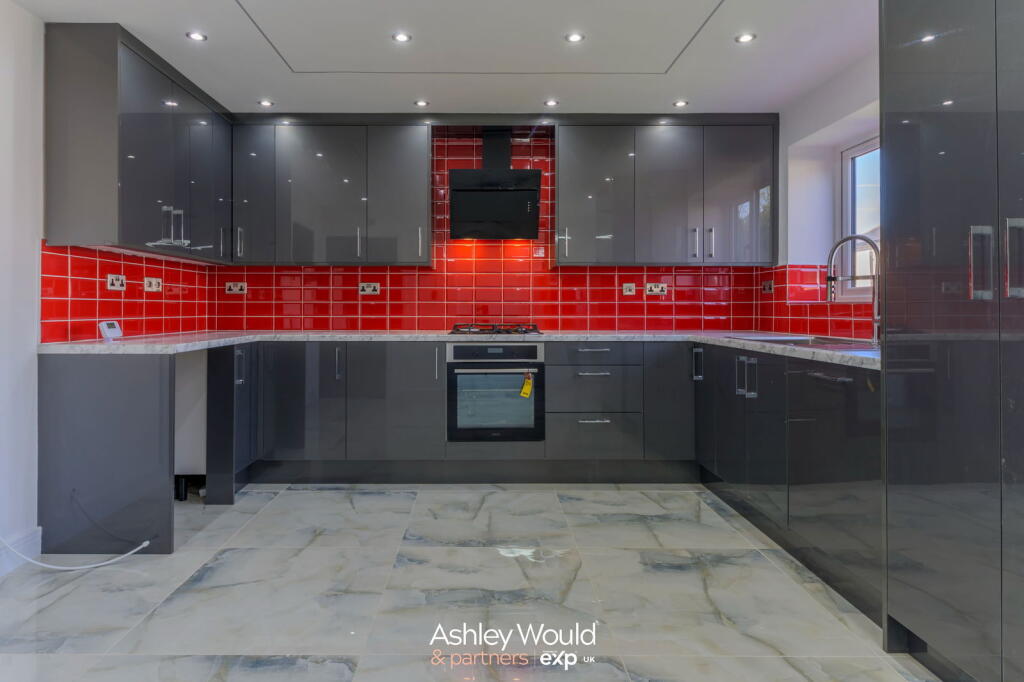 Additional image 5 of Lyttleton Avenue, Halesowen, B62