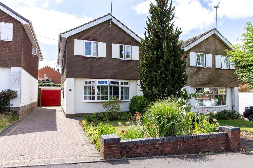 Suffolk Close, Oldbury, West Midlands, B68