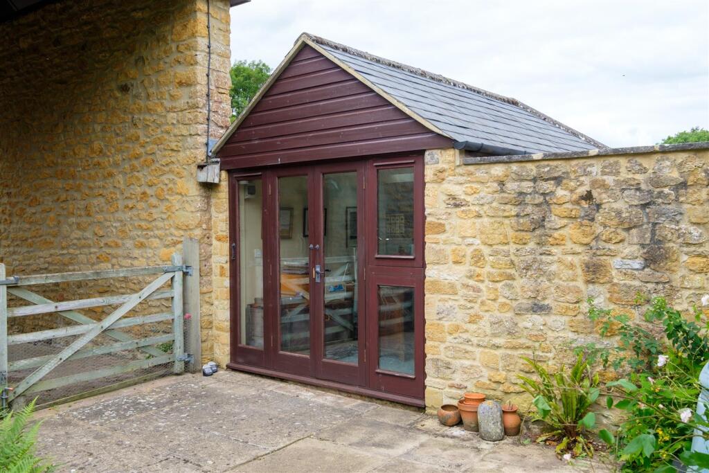 Additional image 16 of Downyard, Compton Pauncefoot, Yeovil