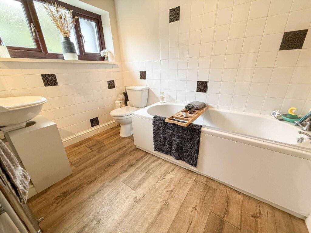 Additional image 37 of Barnside, St Georges Terrace, Cowpe Road, Rossendale