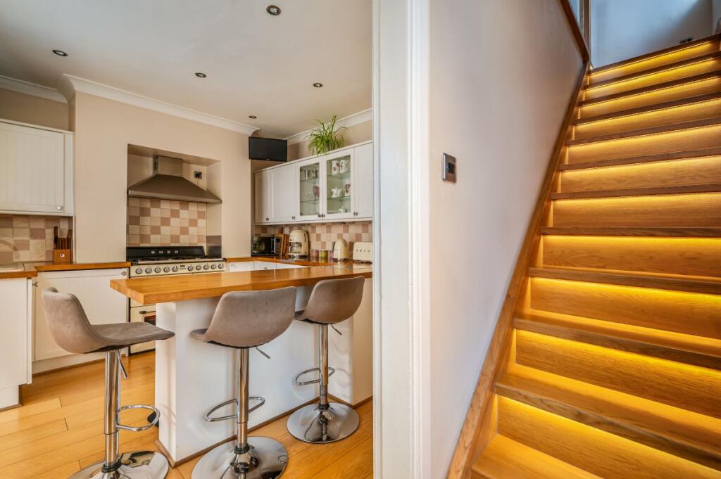 Additional image 14 of Whitehall Road, Drighlington