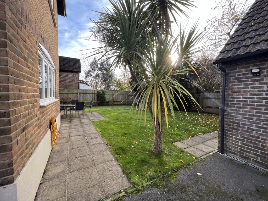 Additional image 22 of Oakridge Park, YEOVIL