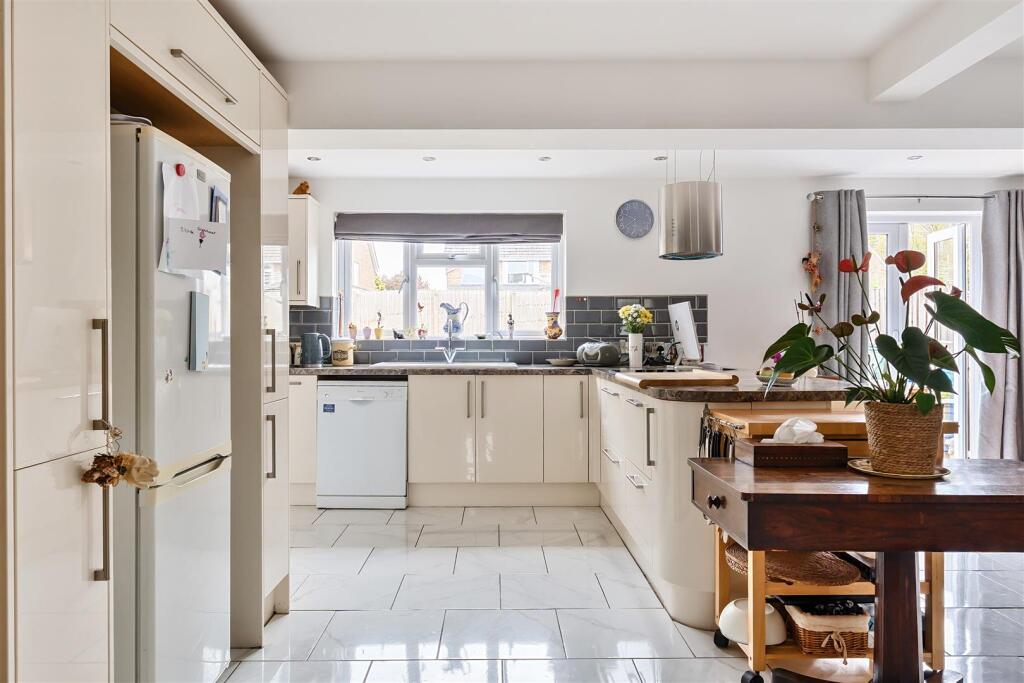 Additional image 17 of St. Marys Close, Hilperton Marsh
