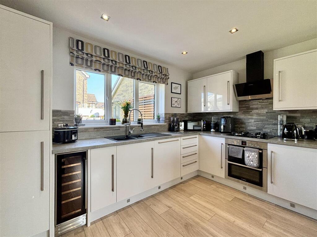 Additional image 11 of Cliveden Avenue, Thornton, Bradford