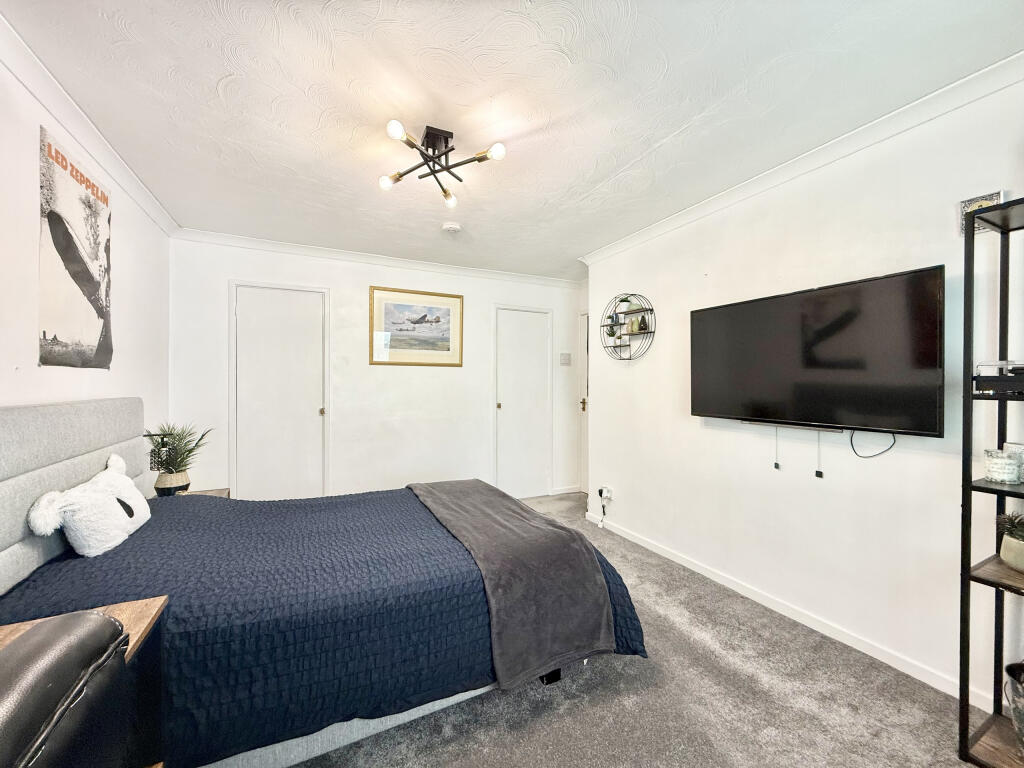 Additional image 17 of Kenmore Drive, Yeovil, Somerset