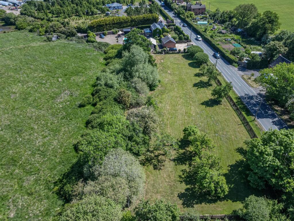 Additional image 44 of Droitwich Road, Hanbury, Bromsgrove