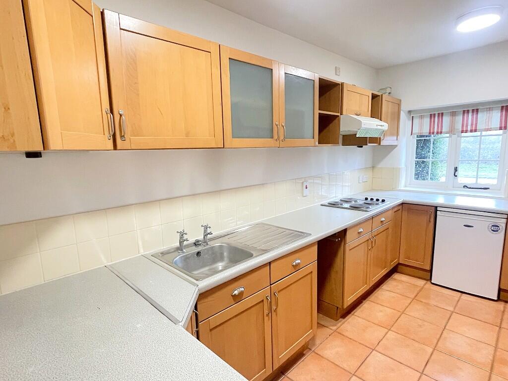 Additional image 6 of BA11