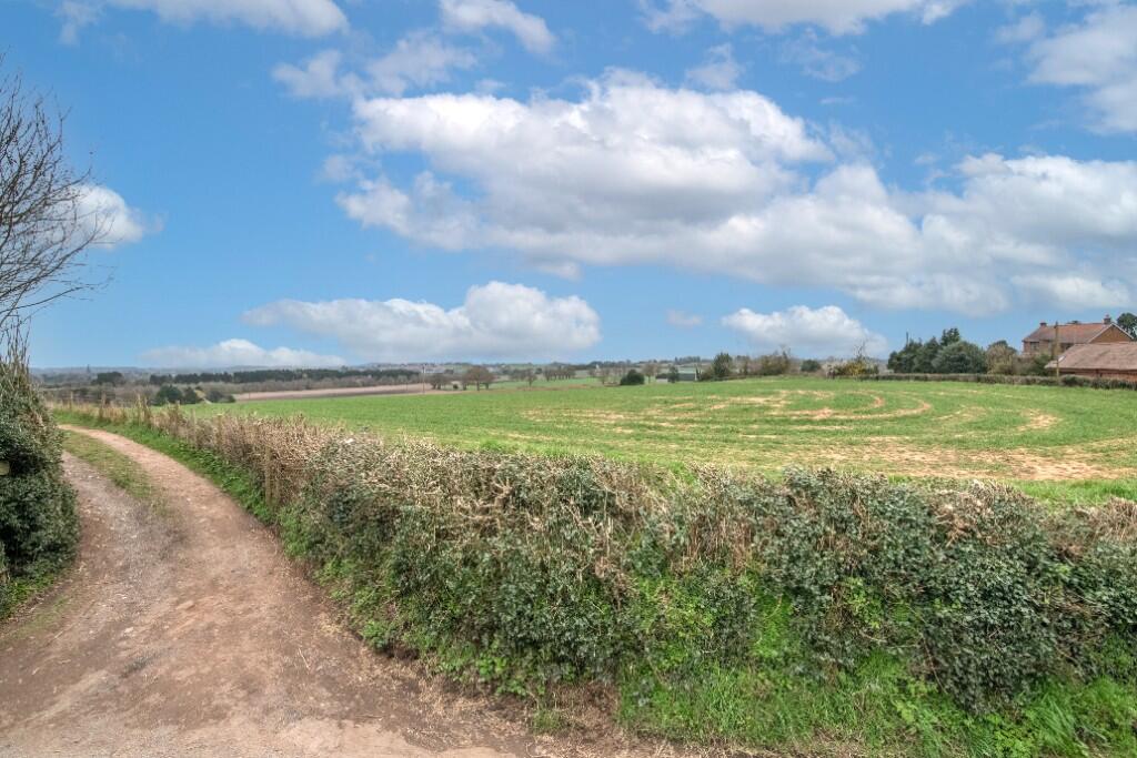 Additional image 18 of Cockshutt Lane, B61
