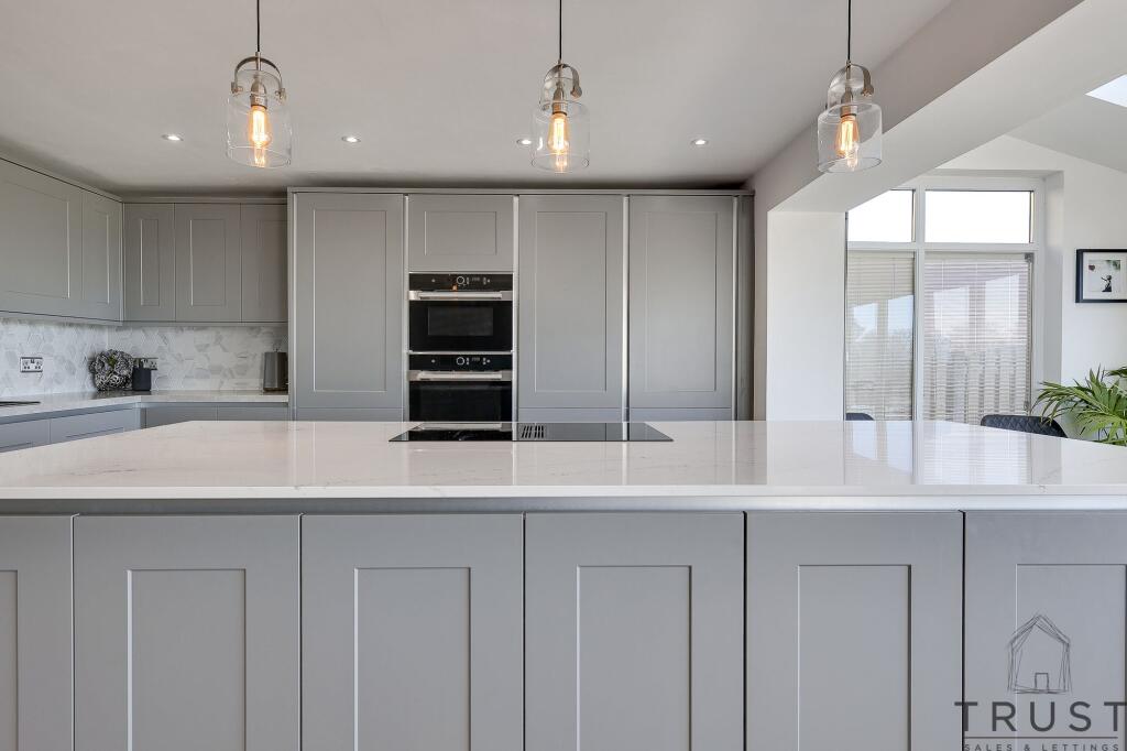 Additional image 6 of Wakefield Road, Drighlington, BD11