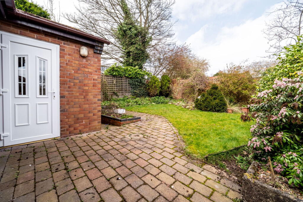Additional image 13 of Vale Close, Lichfield, WS13 7LJ