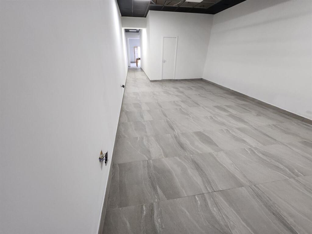 Additional image 5 of 325 High Street, West Bromwich