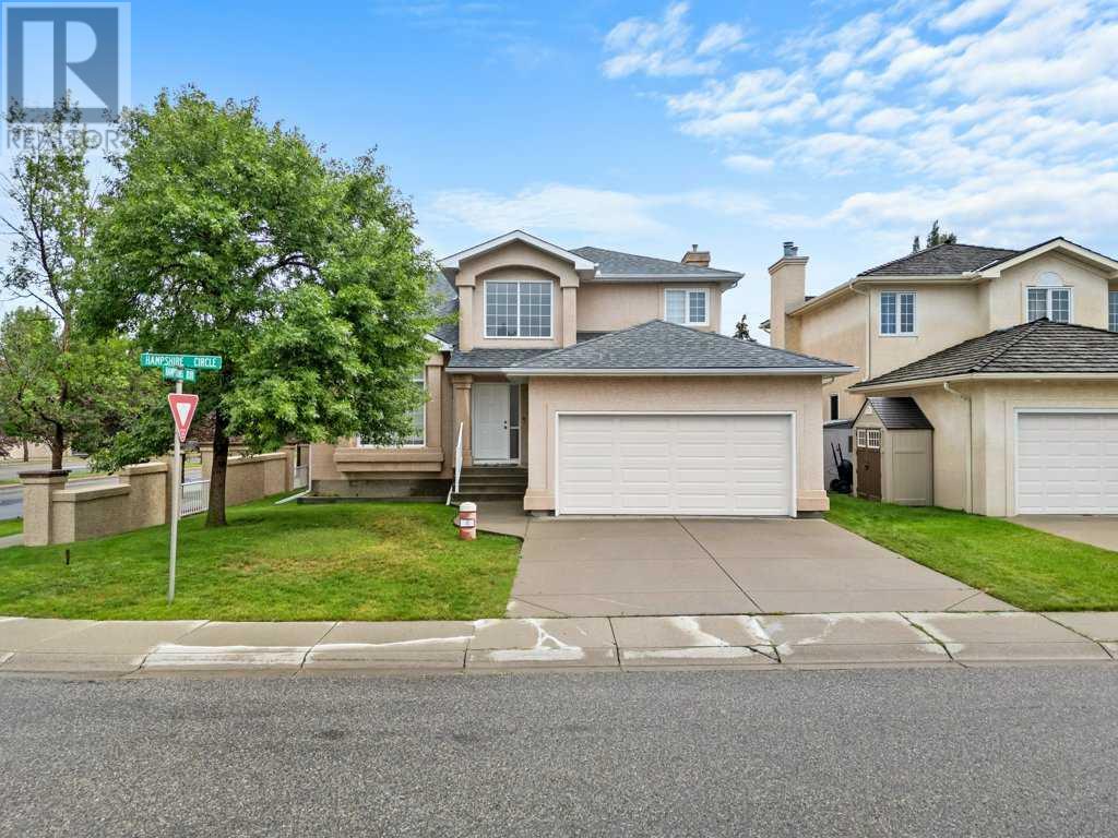 4 Hampshire Circle NW|Calgary, Alberta T3A4Y3