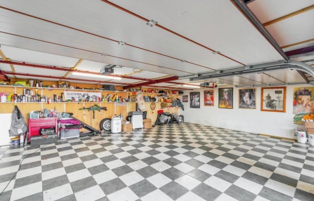 Additional image 43 of Moor View Drive, Bingley