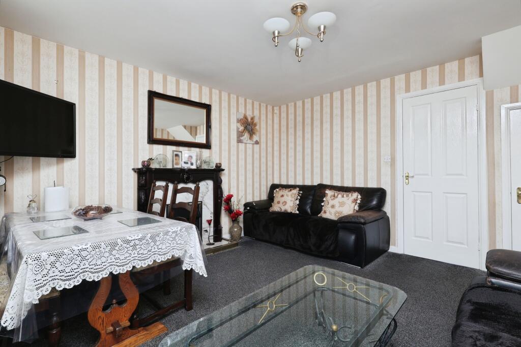 Additional image 4 of Maitland Close, Bradford, BD15