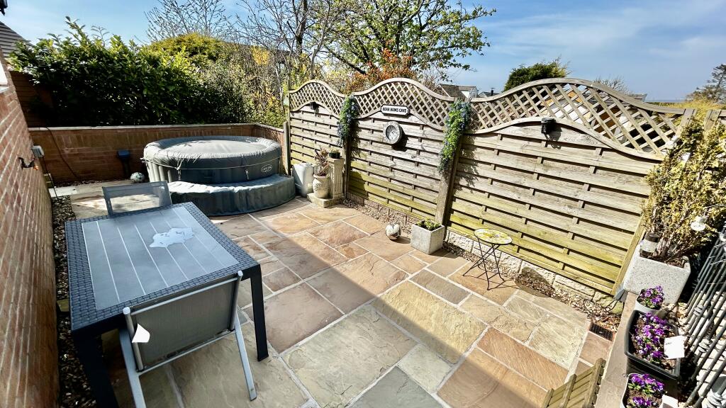 Additional image 23 of Barnfield Avenue, Worsthorne, Burnley, BB10