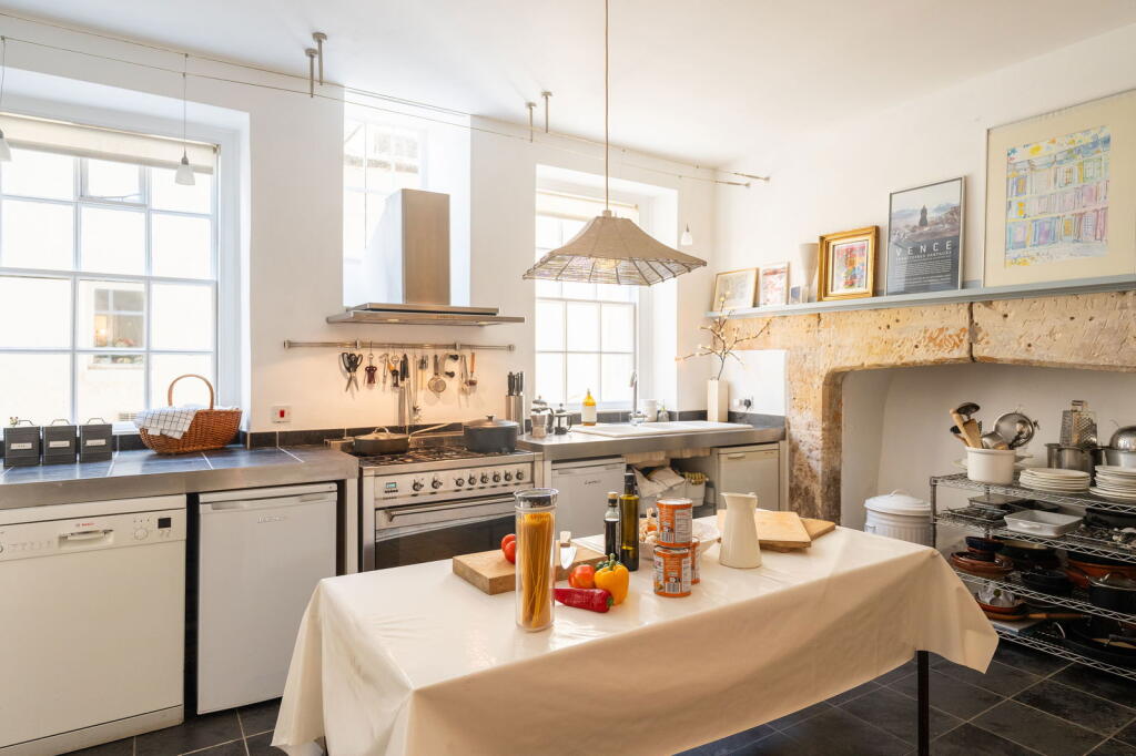 Additional image 14 of Circus House, Bath, BA1 2EX