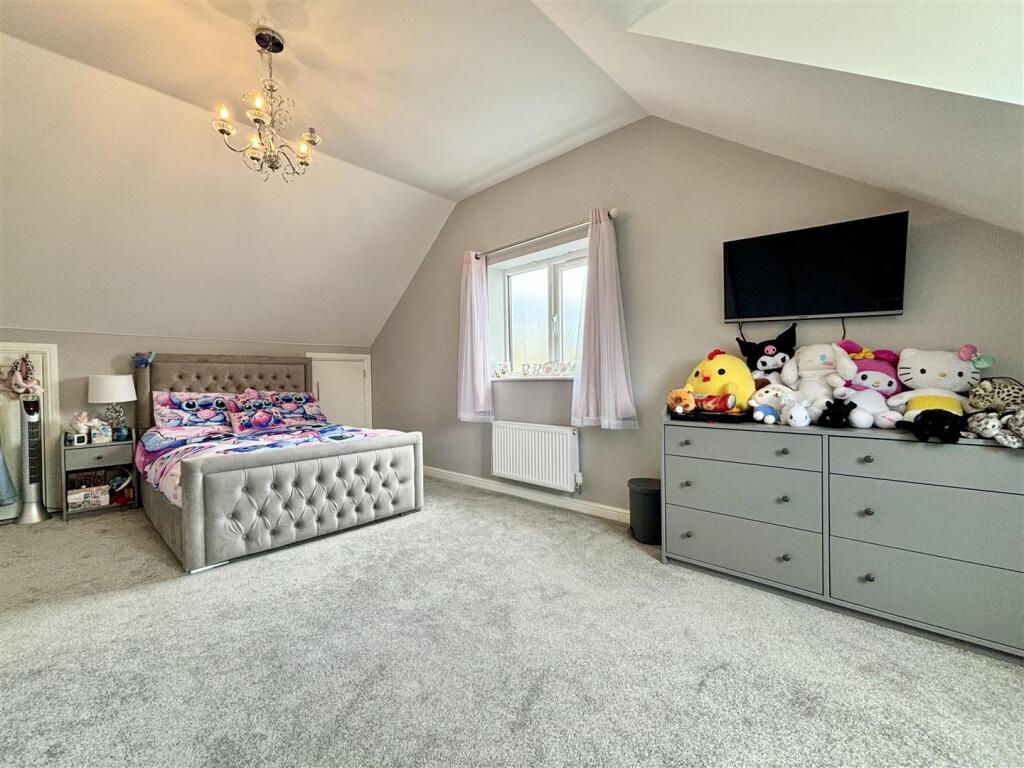 Additional image 19 of Park Lane, Queensbury, BD13 1QH