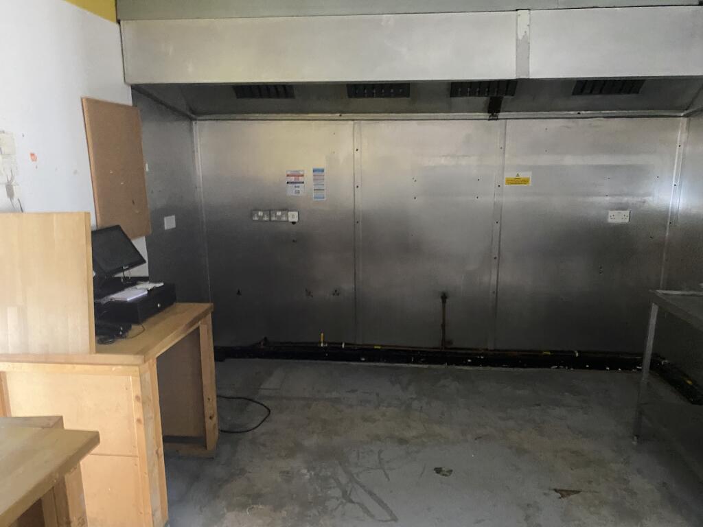 Additional image 5 of 118 Beverley Road, Stone Cross, West Bromwich