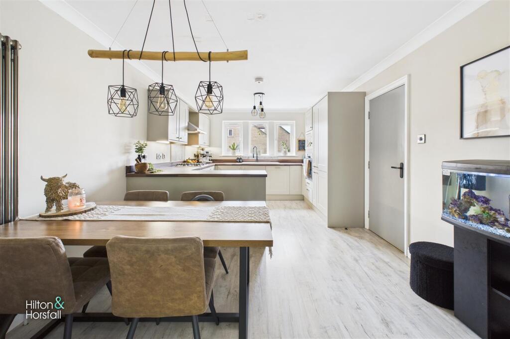 Additional image 8 of Holmefield Gardens, Barrowford