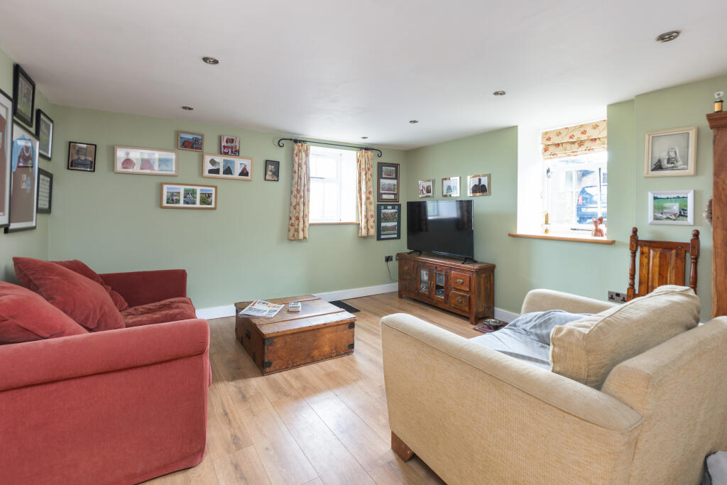 Additional image 11 of Park Road, Burnley, BB10