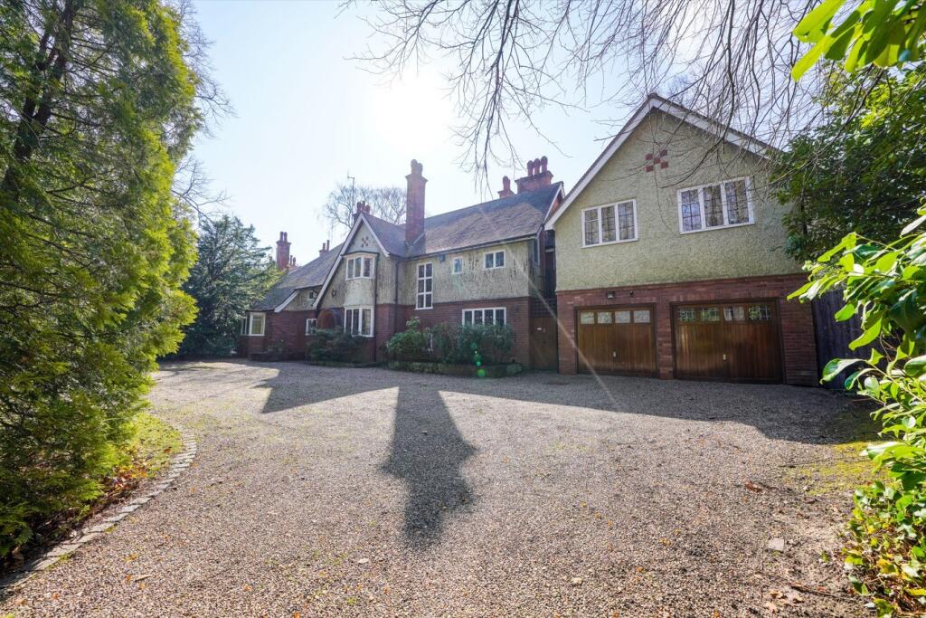 Warwick Road, Solihull, B91