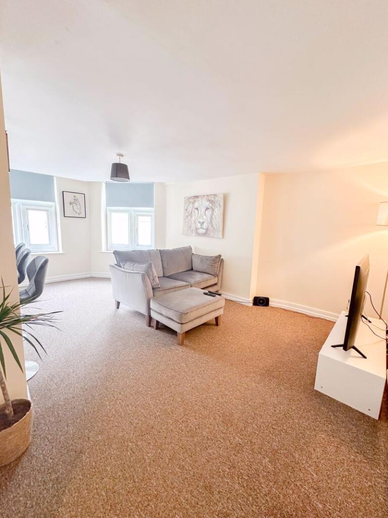 Additional image 9 of High Street, Shepton Mallet