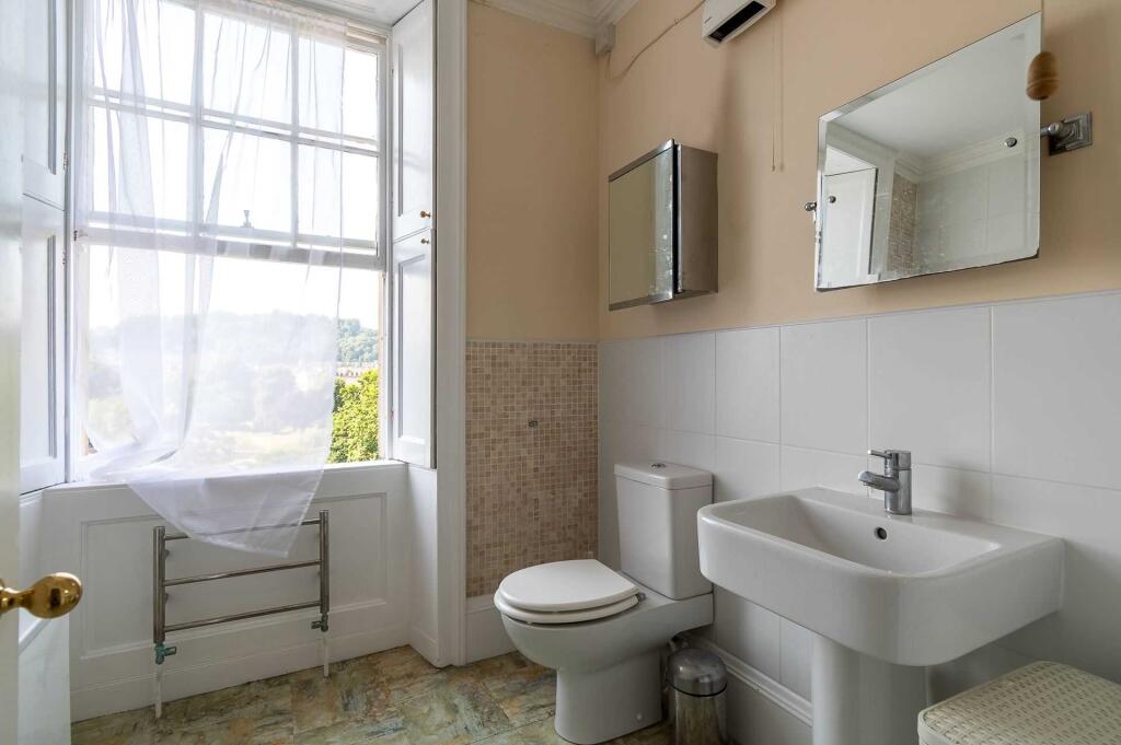 Additional image 9 of Laura Place