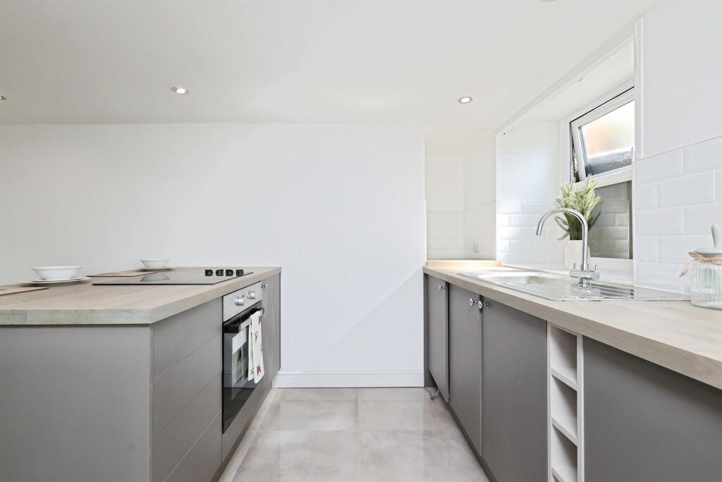 Additional image 6 of Elizabeth Street, Bingley