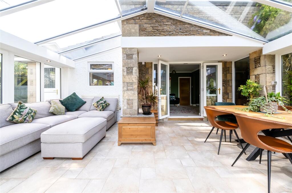 Additional image 8 of Priory Park, Bradford On Avon