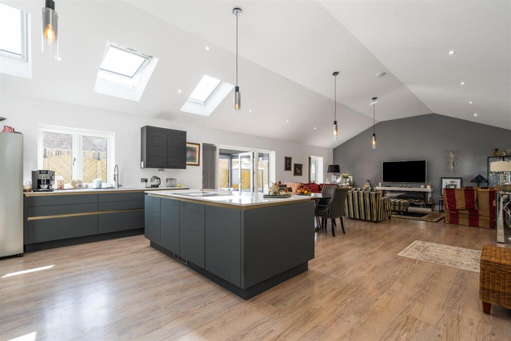 Additional image 5 of Springbrook Lane, Earlswood, Solihull