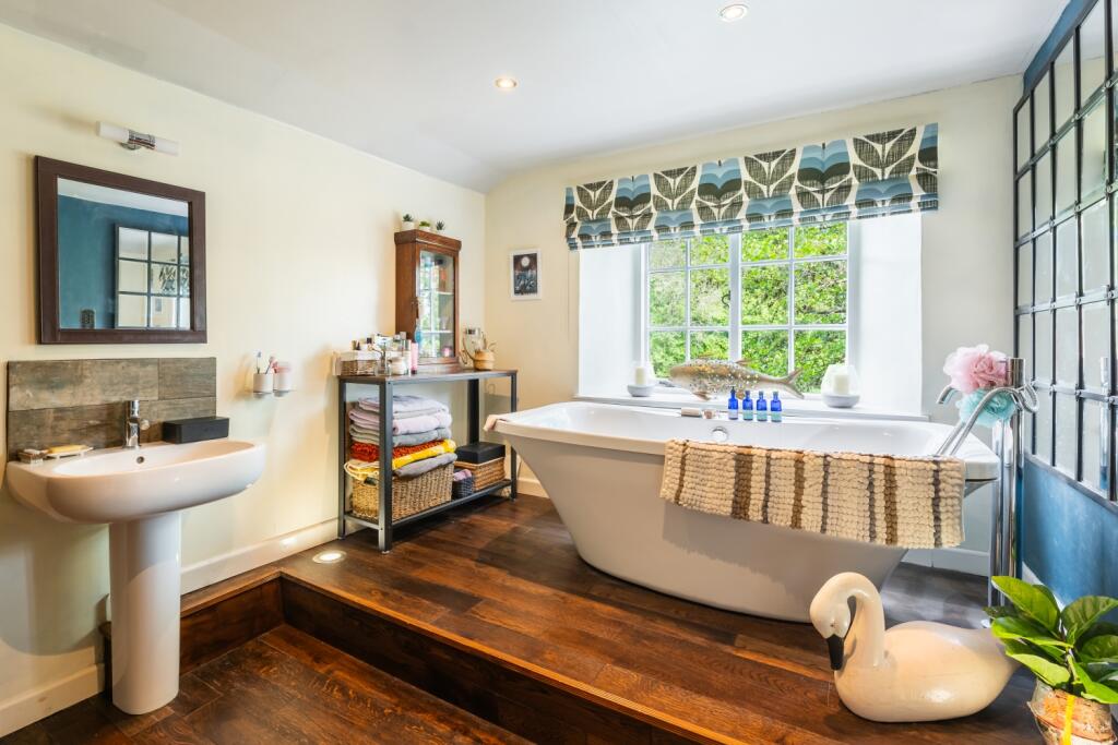 Additional image 19 of Stratford Road, Wootton Wawen, Henley-in-Arden, West Midlands, B95